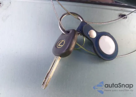 2005 Lexus Es 330 from USA, damaged, VIN JTHBA30G555085642